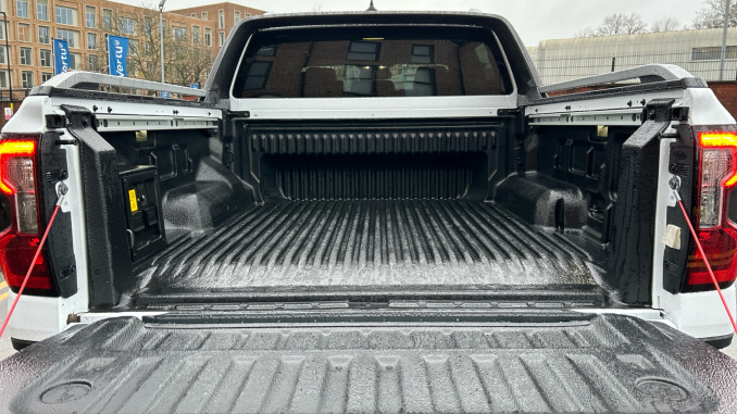 Ford Ranger Petrol Pick Up D/Cab Wildtrak 2.3 EcoBoost PHEV 281 Auto - Image 12
